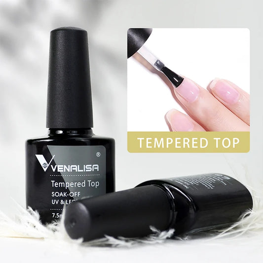 Venenalisa nail polish bottle with a close-up of a hand applying the polish.
