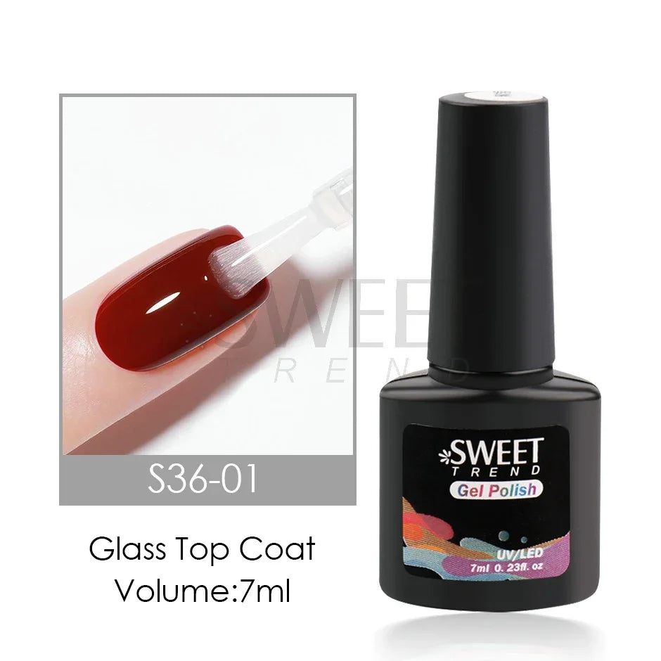 Black gel polish bottle with 'Sweet Trend' branding and a close-up of a hand applying the polish.