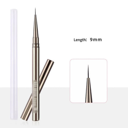 Metallic eyeliner pen with a close-up inset showing its tip on a white background.