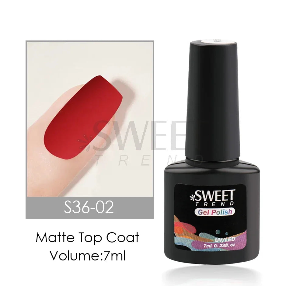 Black gel polish bottle with red nail color swatch and 'Sweet Trend' branding on a white background.